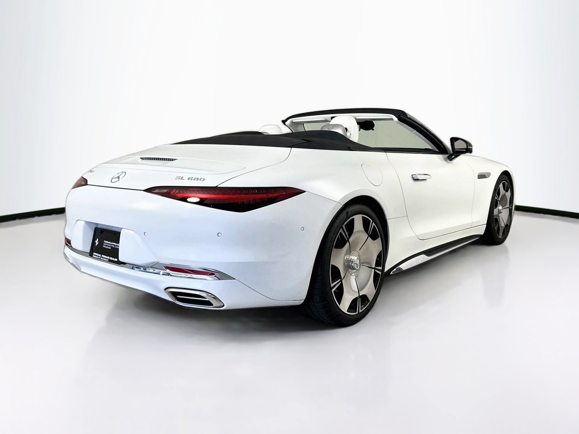 Used 2026 Mercedes-Benz Maybach SL 680 image 7