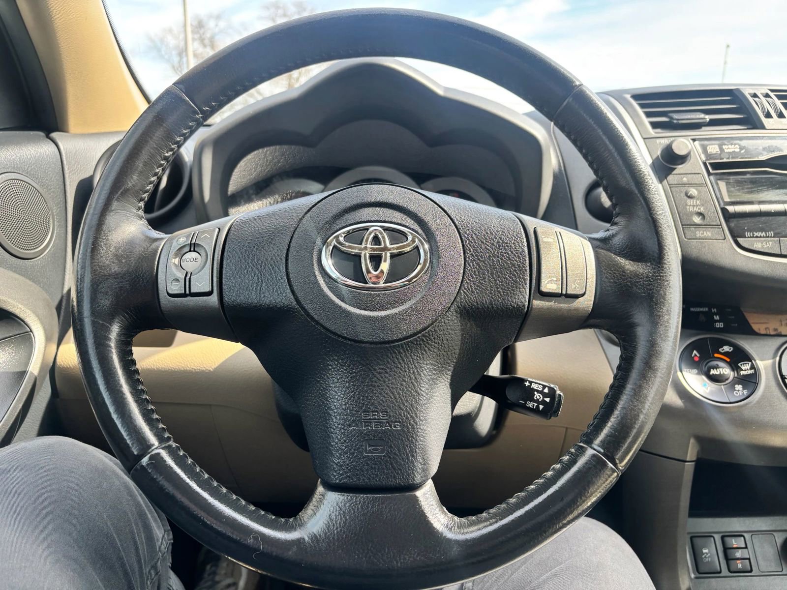 Used 2011 Toyota RAV4 Limited w/ Limited Extra Value Pkg image 25