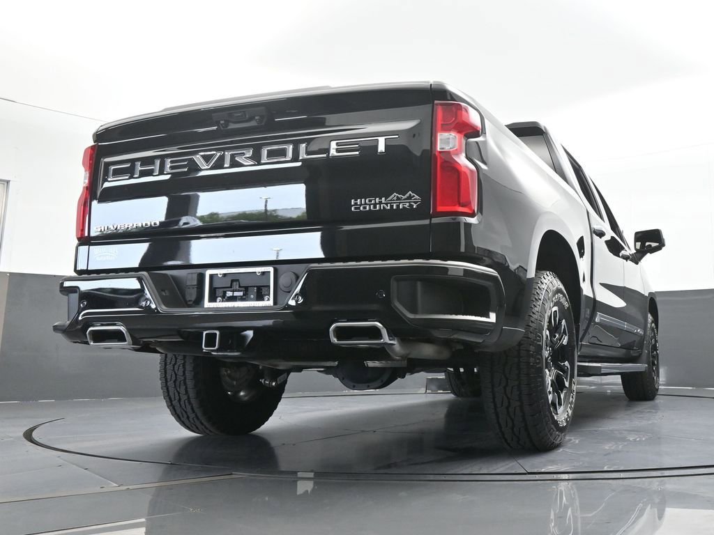 Used 2025 Chevrolet Silverado 1500 High Country image 65