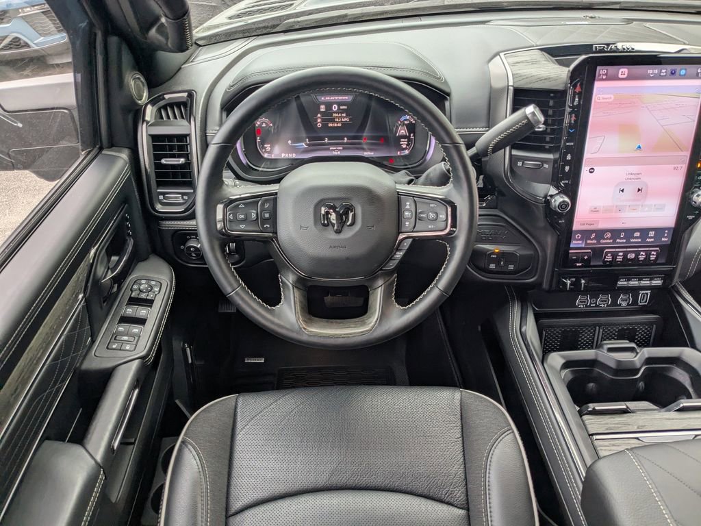 Used 2025 RAM 2500 Limited AWD/4WD image 17