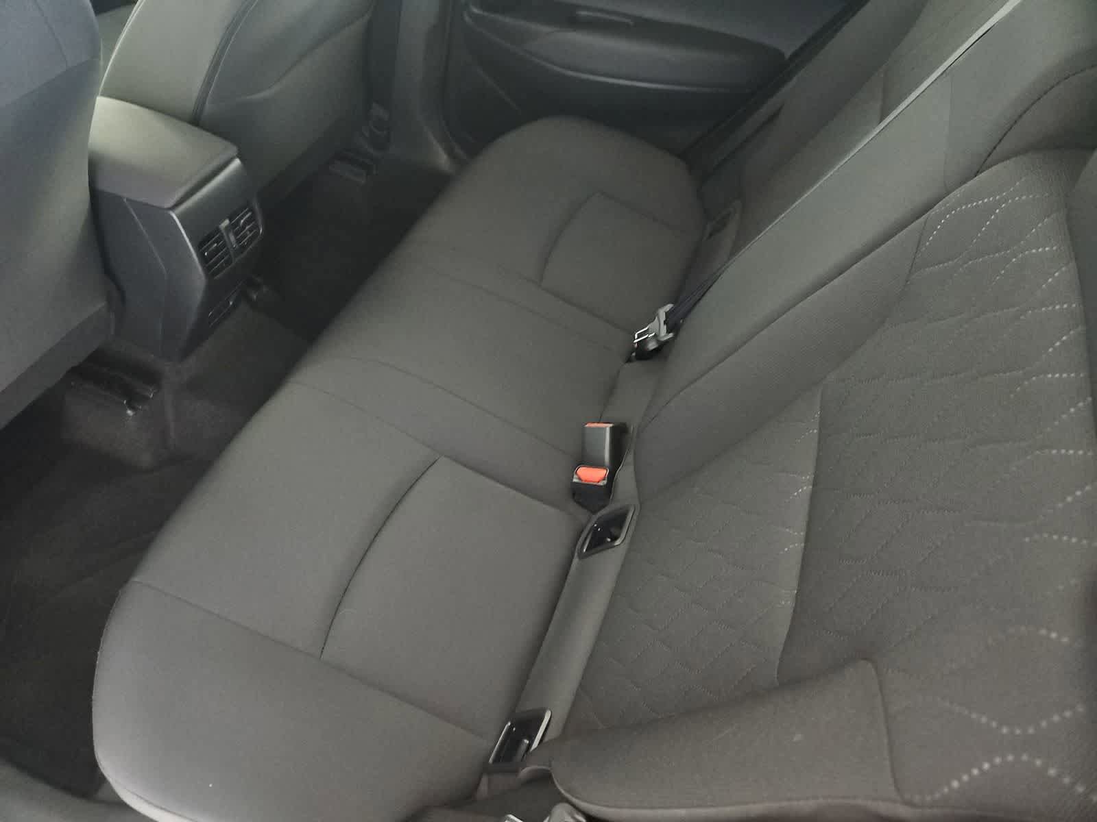 Used 2023 Toyota Corolla Cross LE image 17