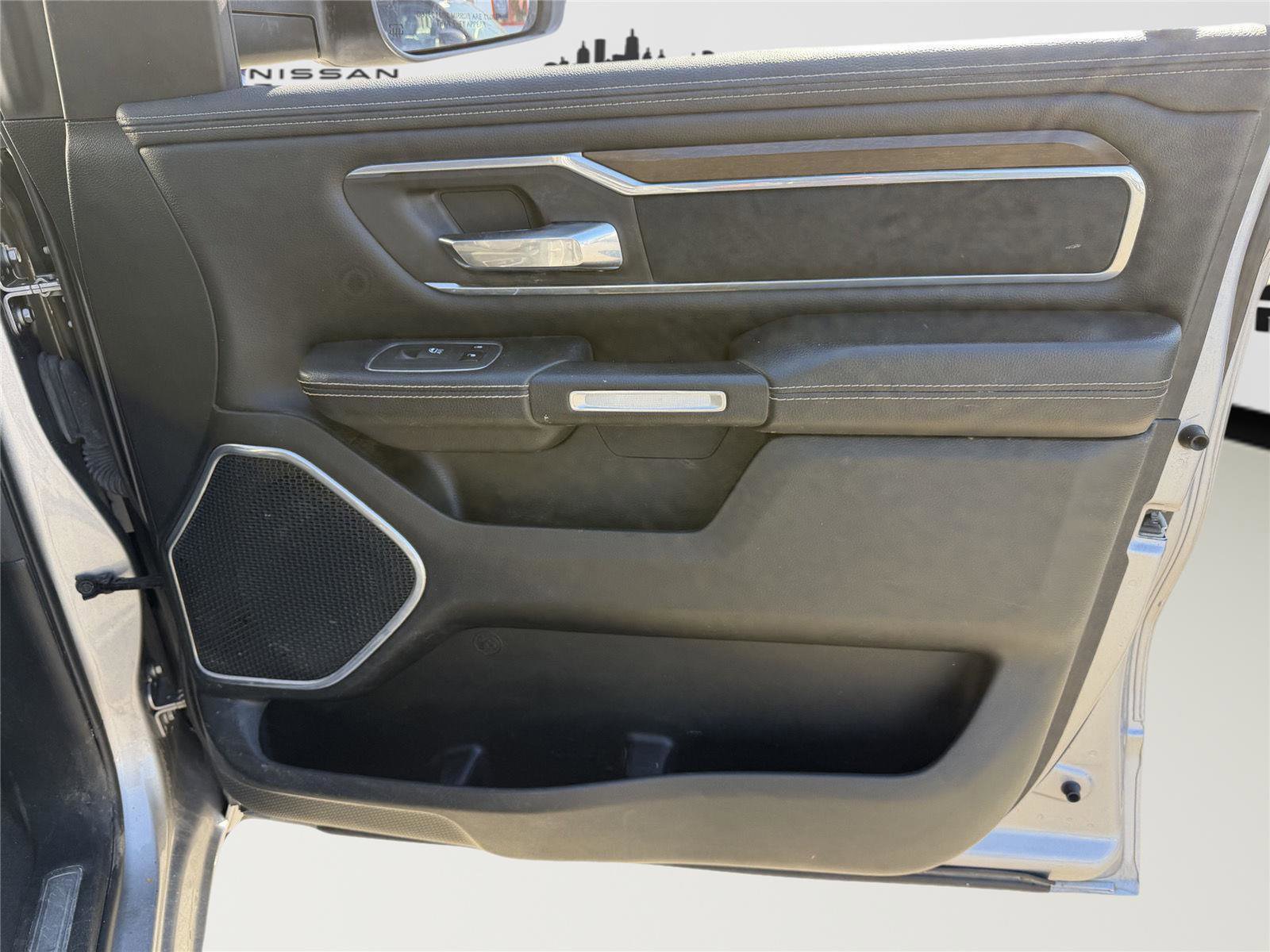 Used 2021 RAM 1500 Laramie image 34