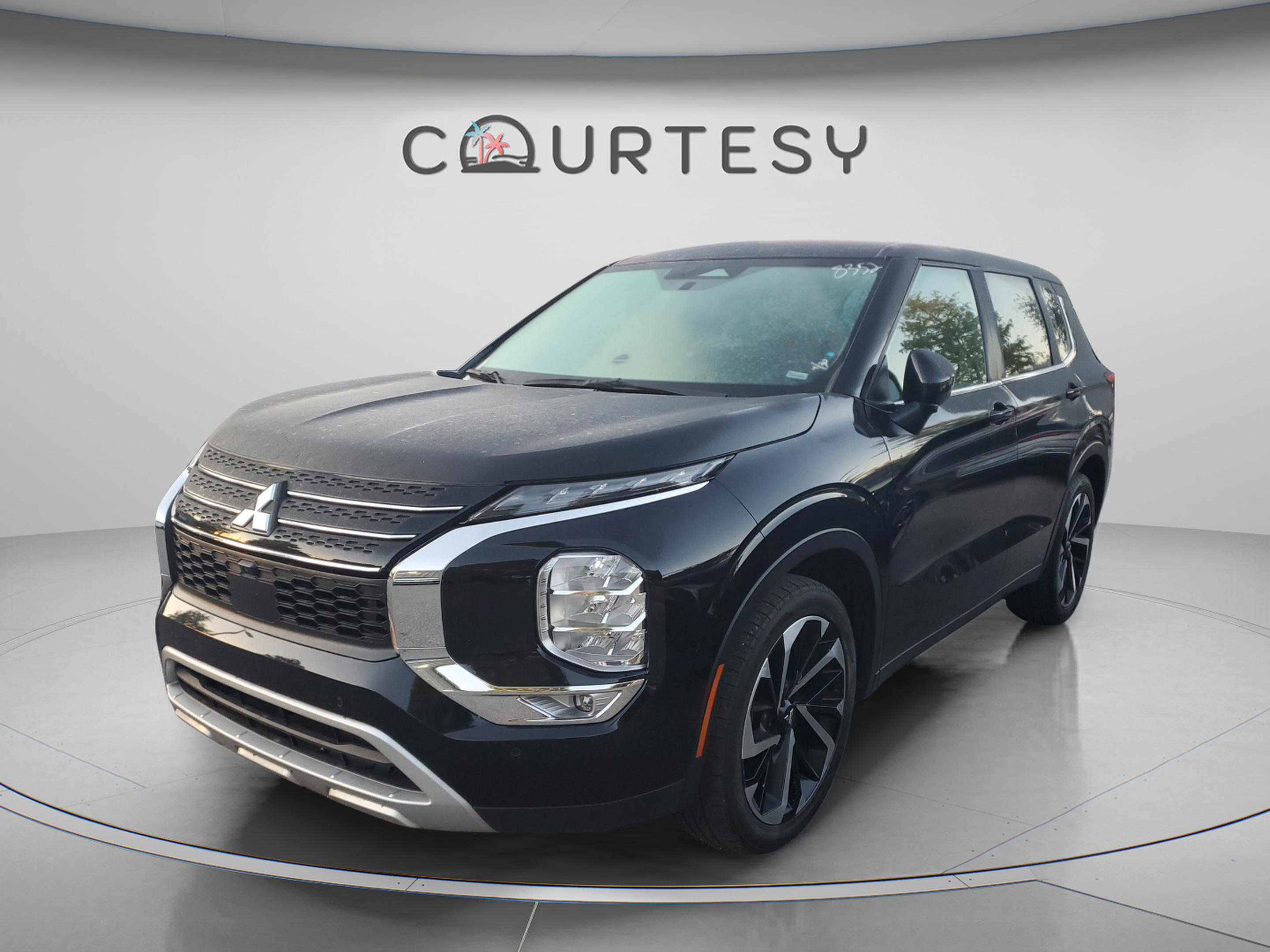 Used 2024 Mitsubishi Outlander SE FWD image 29