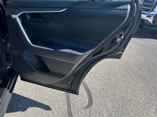 Used 2020 Toyota RAV4 LE w/ All Weather Liner Package AWD/4WD image 14