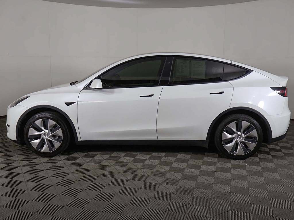 Used 2020 Tesla Model Y Long Range AWD/4WD image 16