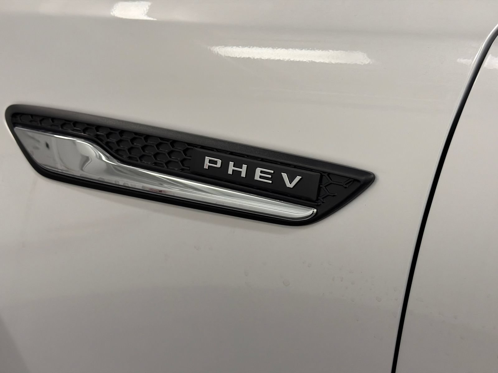 New 2026 MAZDA CX-90 Plug-In Hybrid w/ Premium Plus AWD/4WD image 15