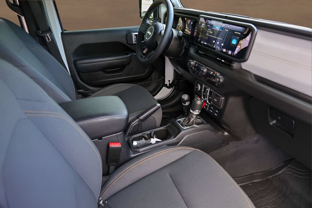 Used 2025 Jeep Wrangler Unlimited Sport AWD/4WD image 27