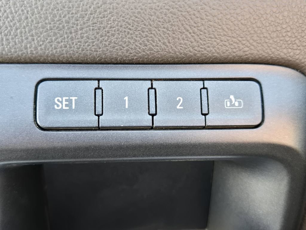 Used 2018 Chevrolet Silverado 2500 LTZ w/ Duramax Plus Package image 19