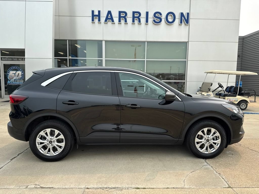 Used 2023 Ford Escape Active AWD/4WD image 4