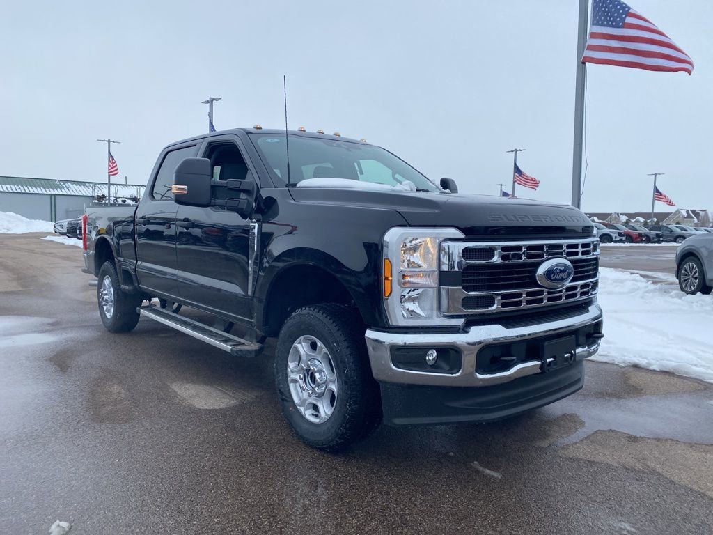 New 2026 Ford F250 XLT image 2