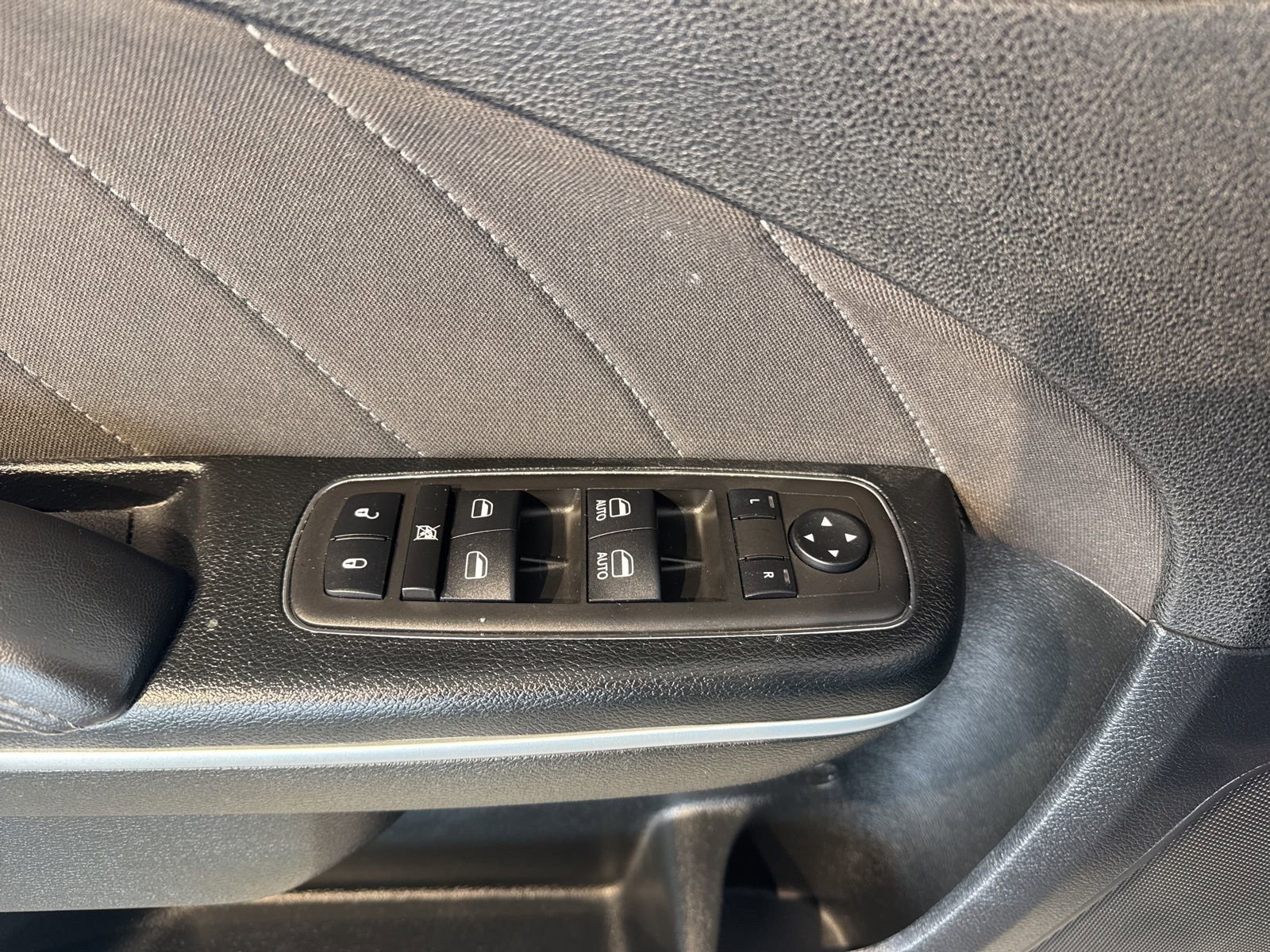 Used 2023 Dodge Charger SXT image 16