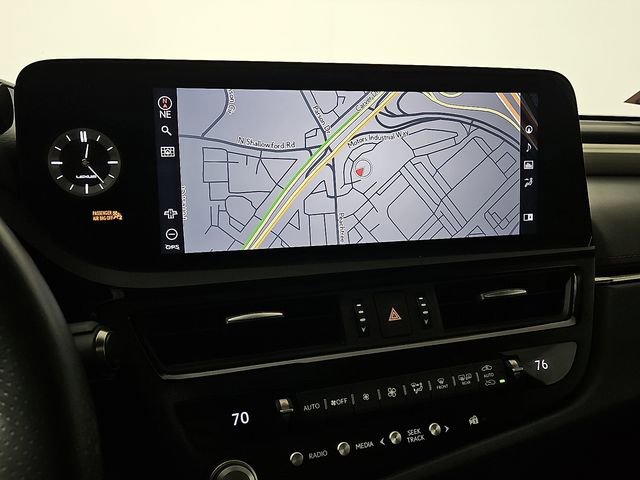 Certified 2022 Lexus ES 300h F Sport image 19