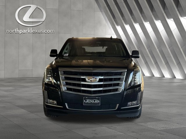 Used 2019 Cadillac Escalade Premium Luxury image 7