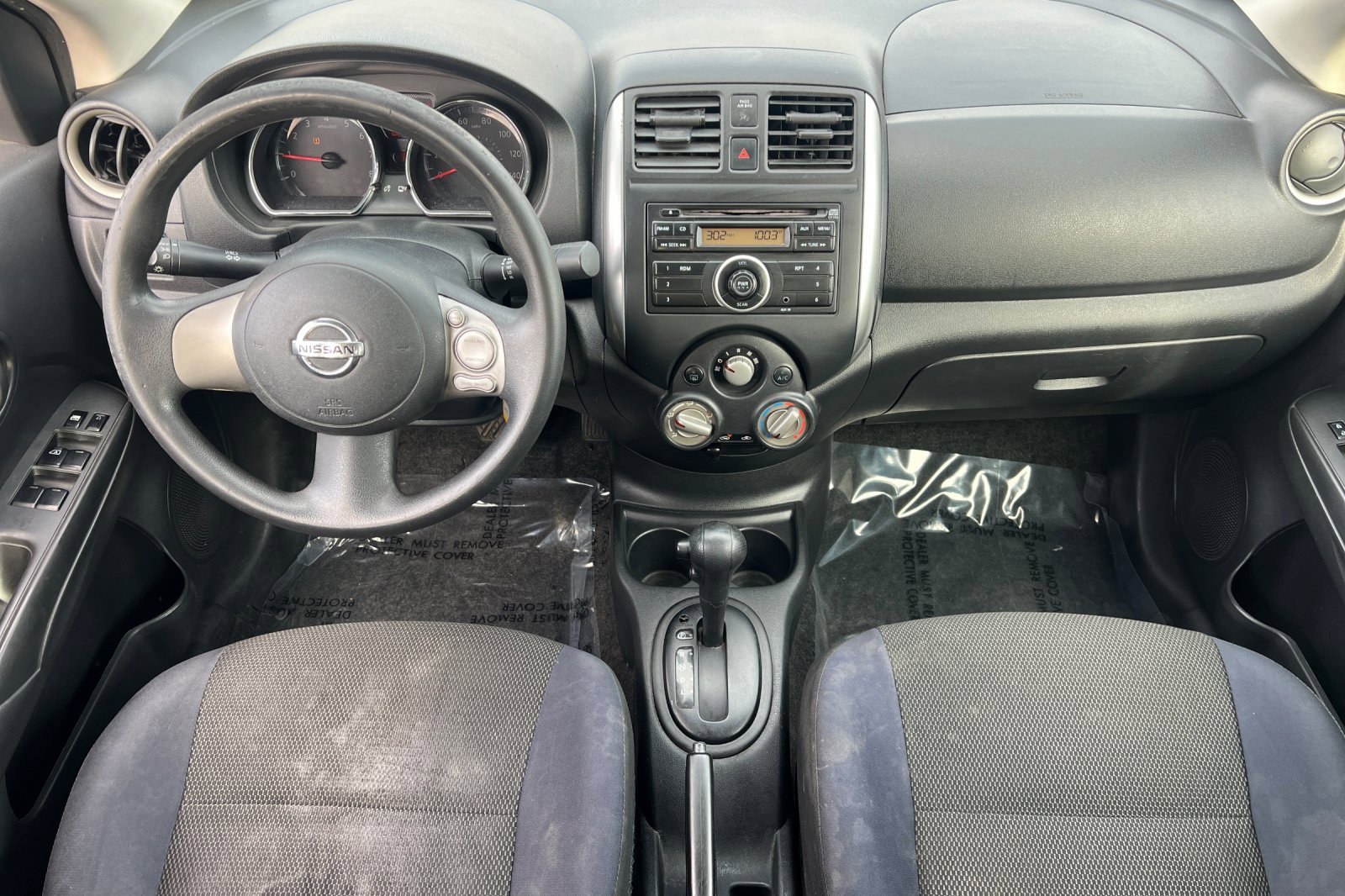 Used 2012 Nissan Versa SV image 10