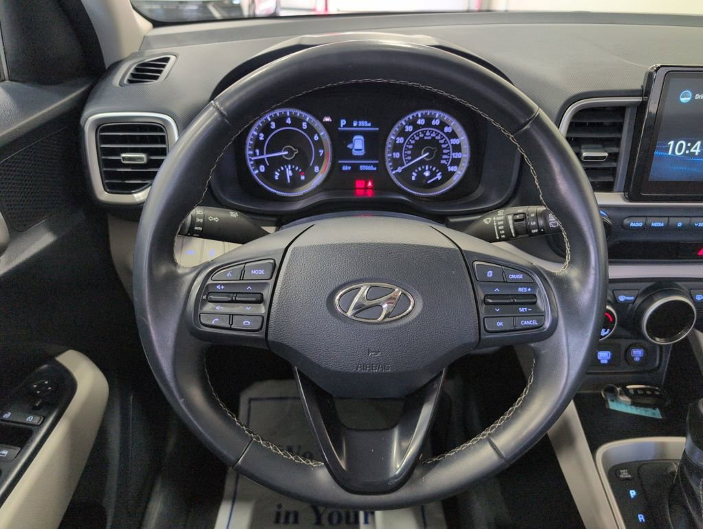 Certified 2021 Hyundai Venue image 15
