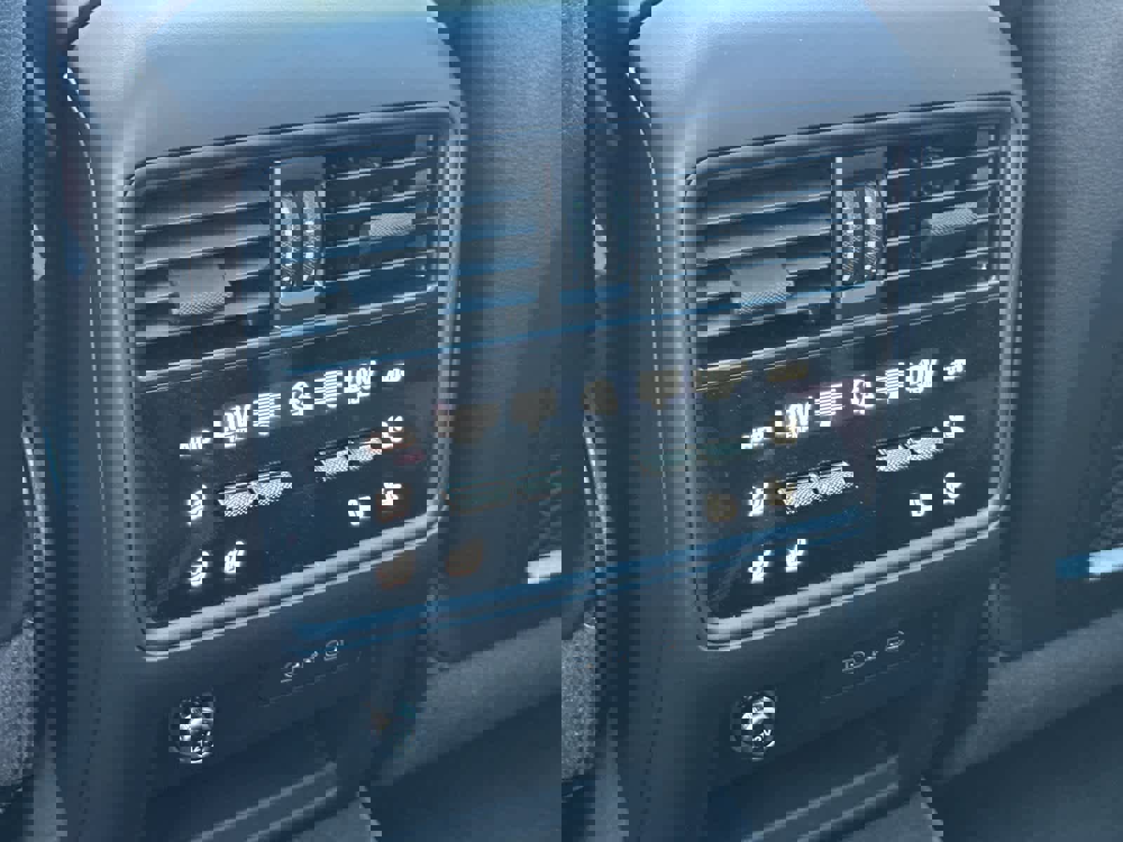 New 2026 Porsche Cayenne Turbo AWD/4WD image 14