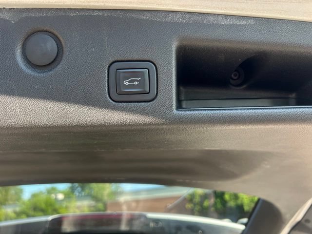 Used 2018 Chevrolet Equinox LT AWD/4WD image 15