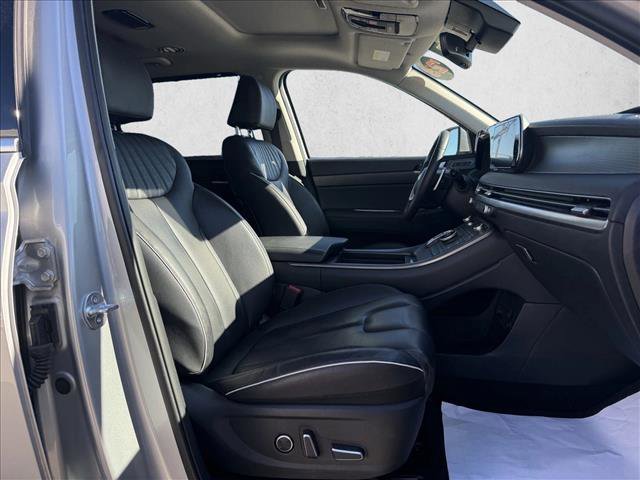 Used 2023 Hyundai Palisade Limited w/ Cargo Package image 21