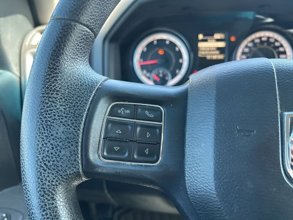 Used 2017 RAM 1500 Express AWD/4WD image 25