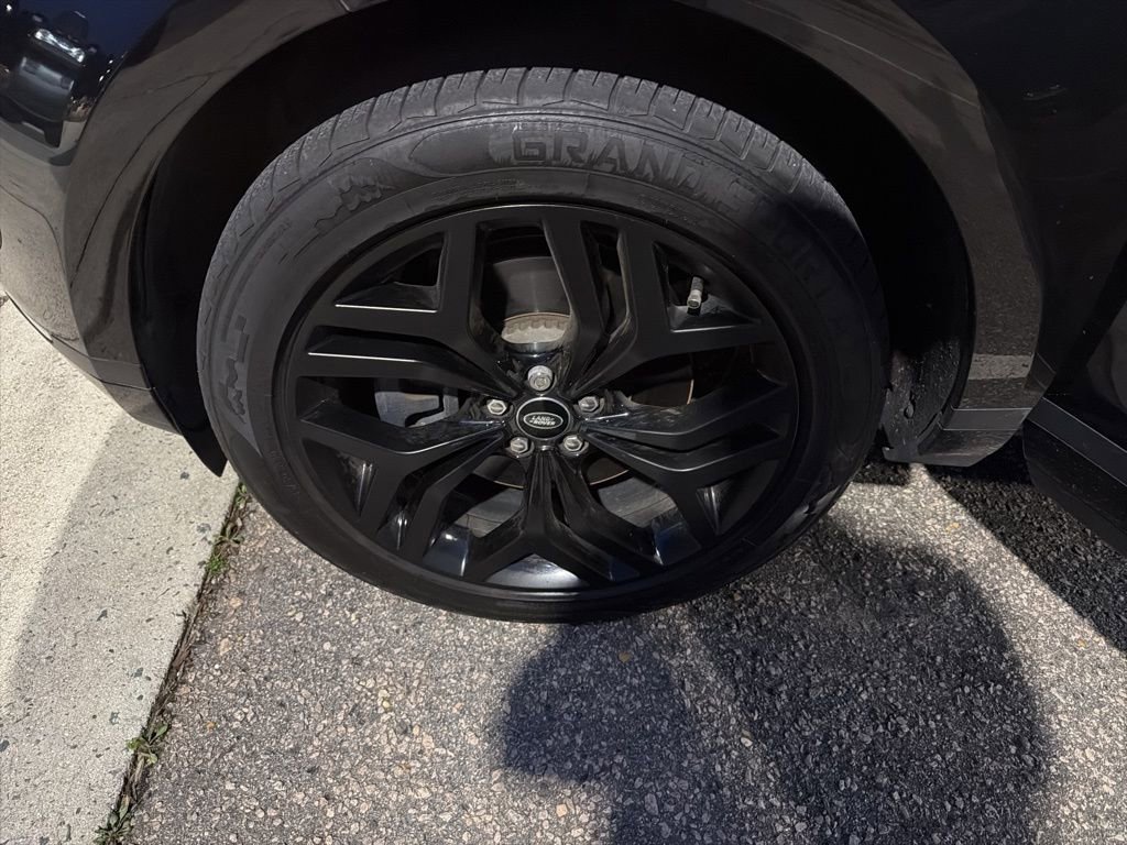 Used 2022 Land Rover Range Rover Evoque SE image 6