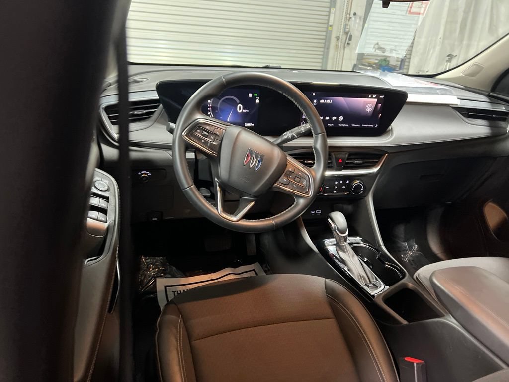 Used 2025 Buick Encore GX Preferred FWD image 16