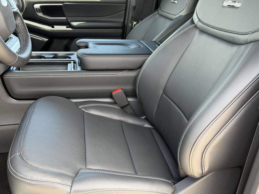 New 2027 Ford Expedition Max Platinum w/ Stealth Performance Package AWD/4WD image 14
