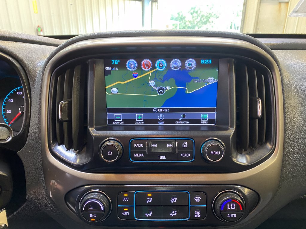 Used 2018 Chevrolet Colorado Z71 RWD image 40