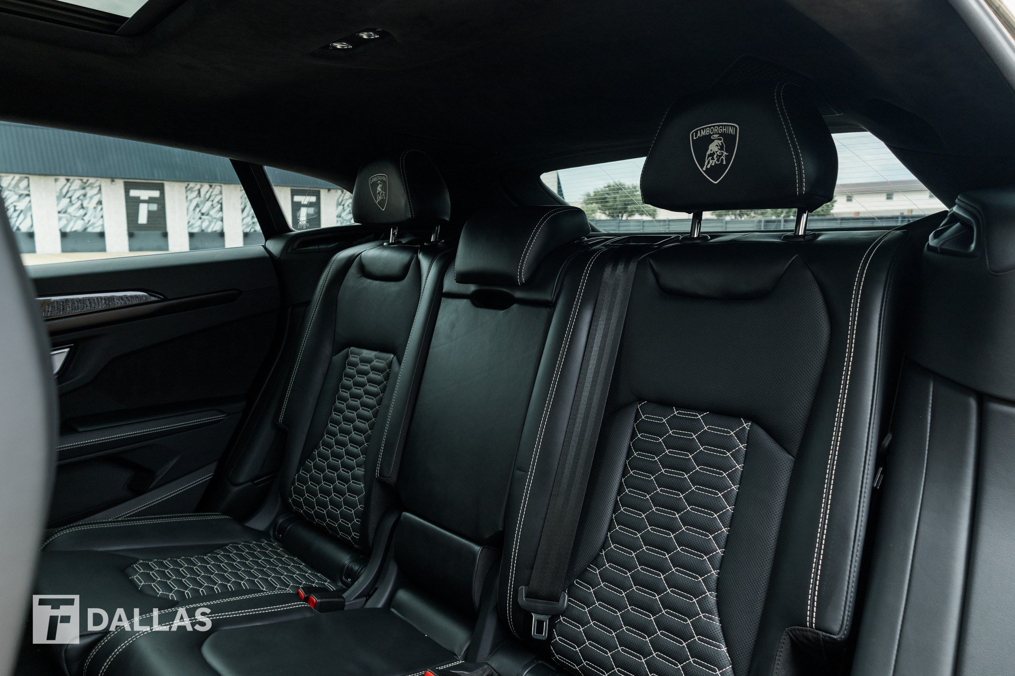 Used 2024 Lamborghini Urus S AWD/4WD image 5