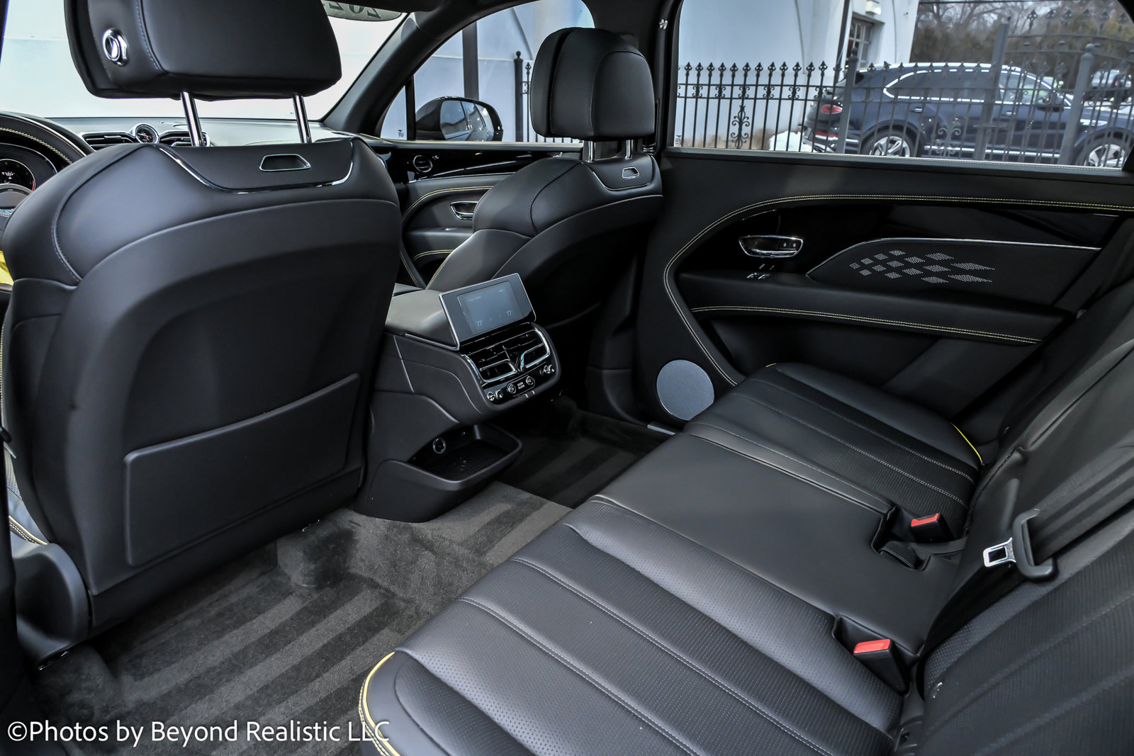 Certified 2023 Bentley Bentayga Extended Wheelbase image 28