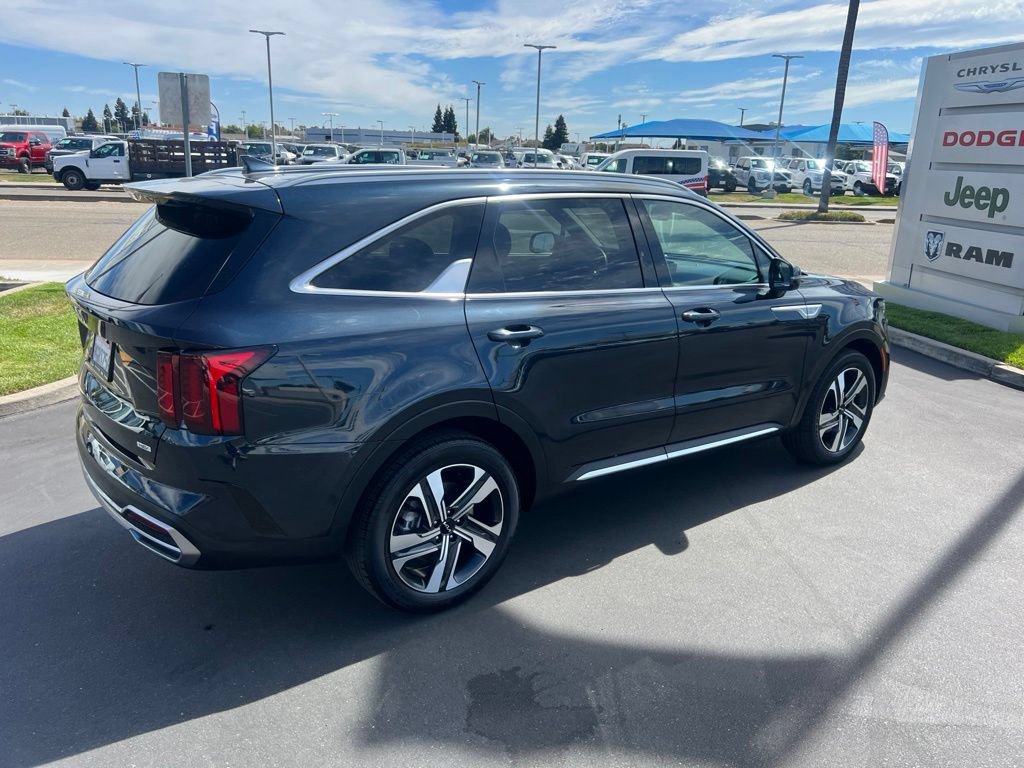 Used 2023 Kia Sorento EX AWD/4WD image 18