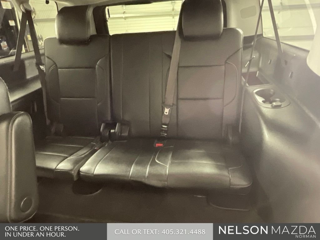Used 2020 Chevrolet Suburban LT w/ Max Trailering Package RWD image 27