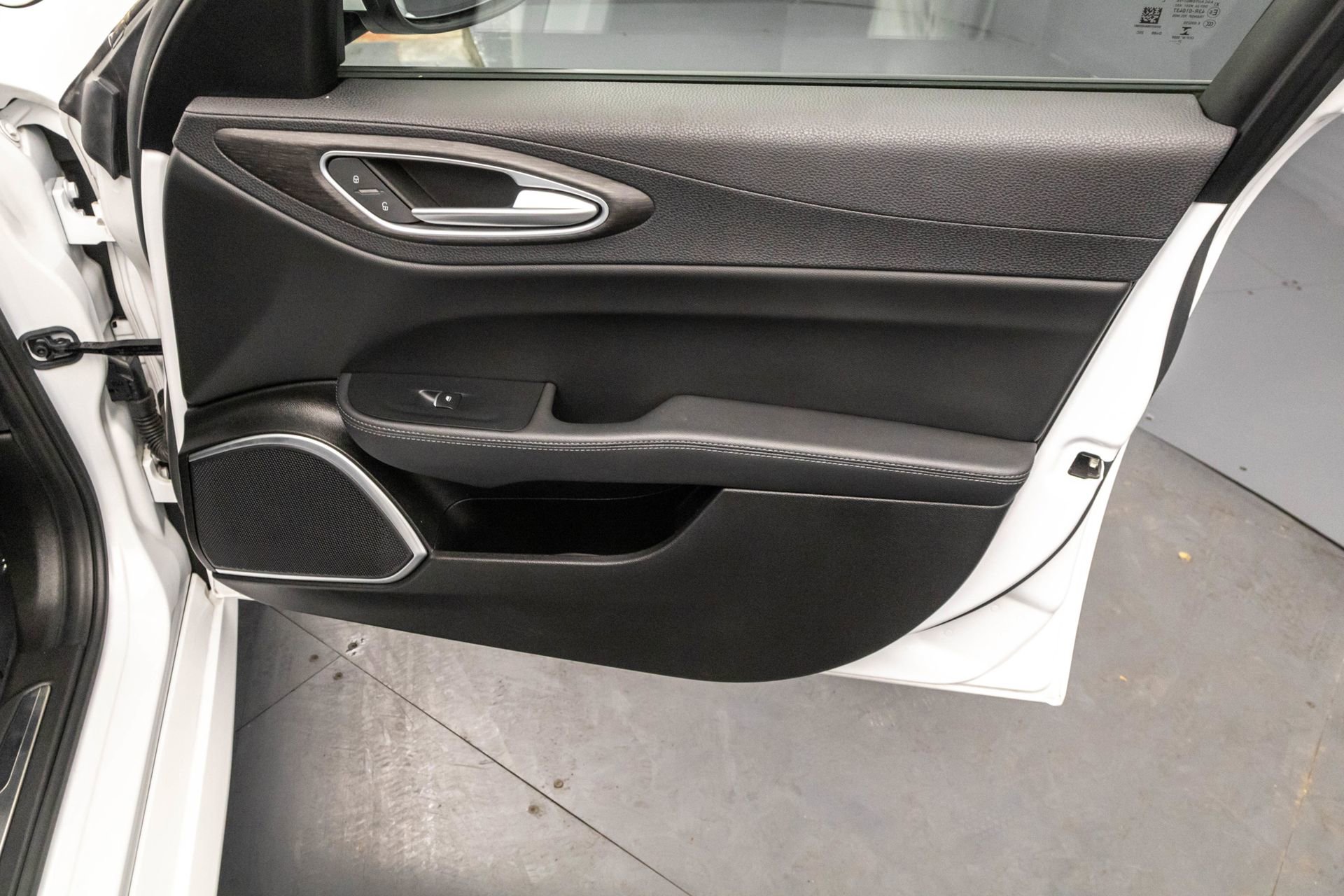 Used 2022 Alfa Romeo Giulia Ti image 43