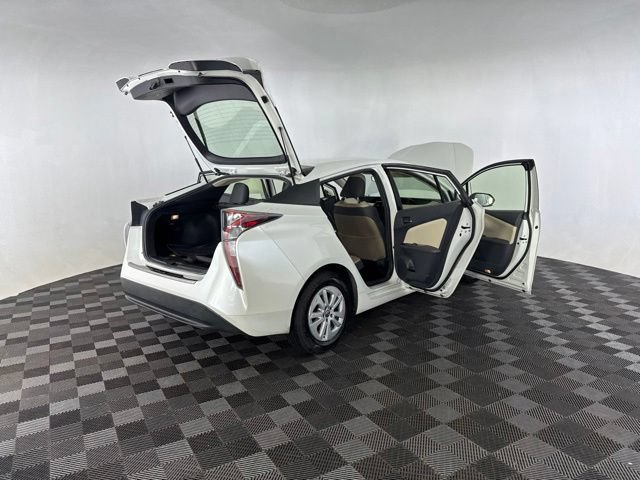 Used 2016 Toyota Prius Two FWD image 17