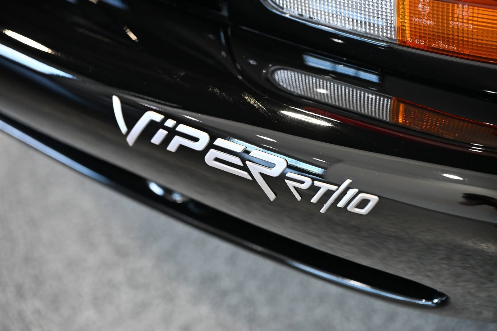 Used 1994 Dodge Viper RT/10 RWD image 27