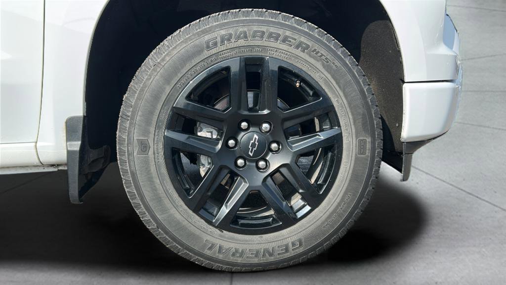 Used 2023 Chevrolet Silverado 1500 Custom w/ LPO, Dark Essentials Package image 33