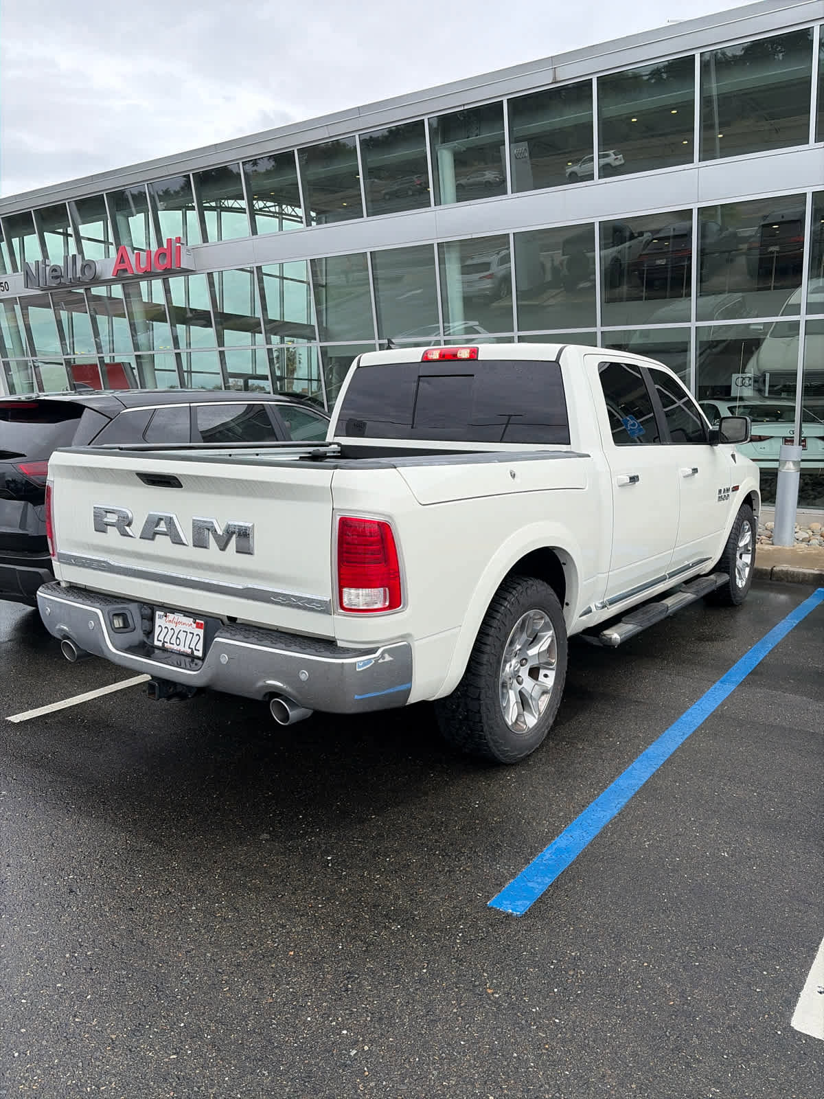 Used 2016 RAM 1500 Limited image 9