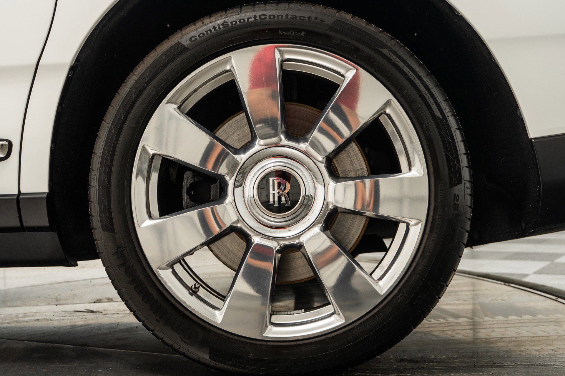 Used 2020 Rolls-Royce Cullinan image 11