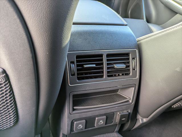 Used 2024 Jaguar F-PACE R-Dynamic S image 26