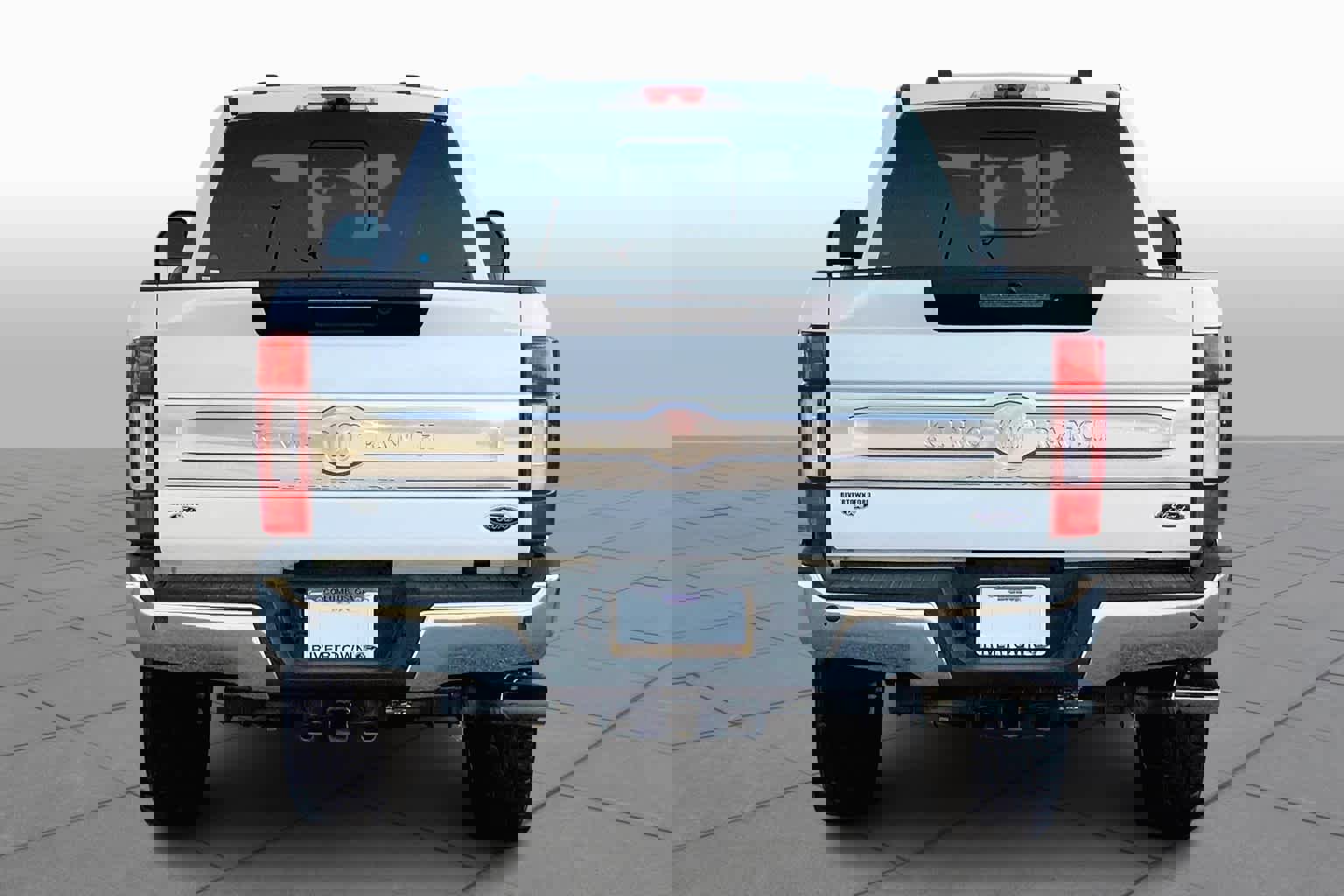 Used 2021 Ford F250 King Ranch w/ King Ranch Ultimate Package image 5