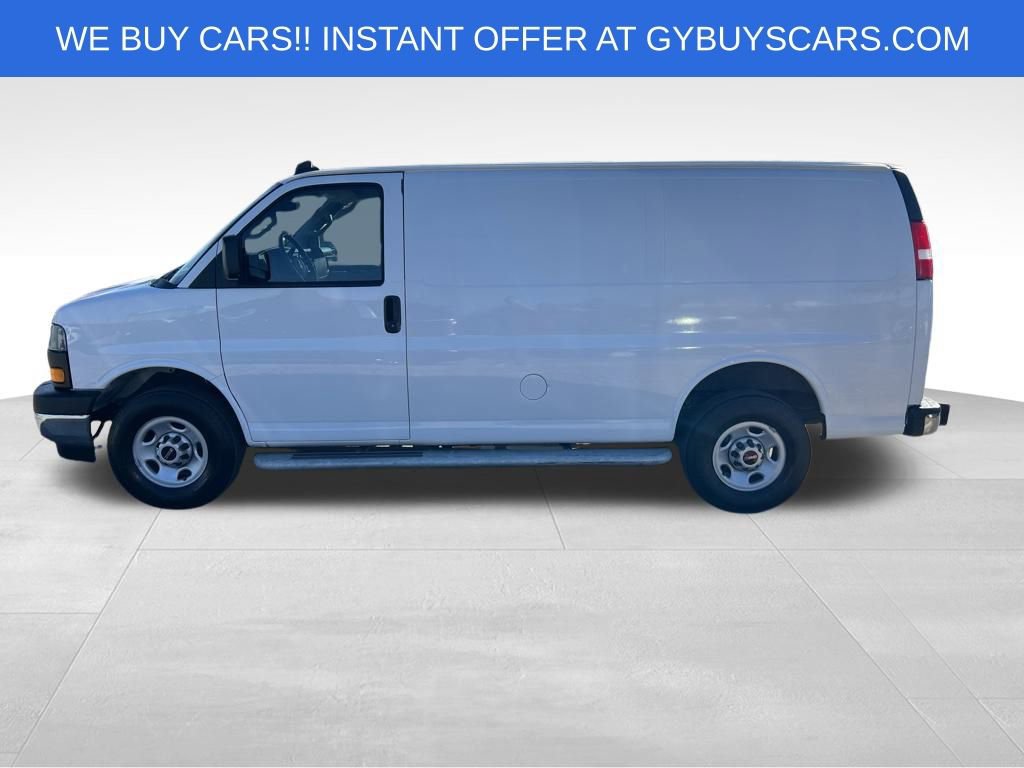 Used 2023 GMC Savana 2500 w/ Driver Convenience Package image 3
