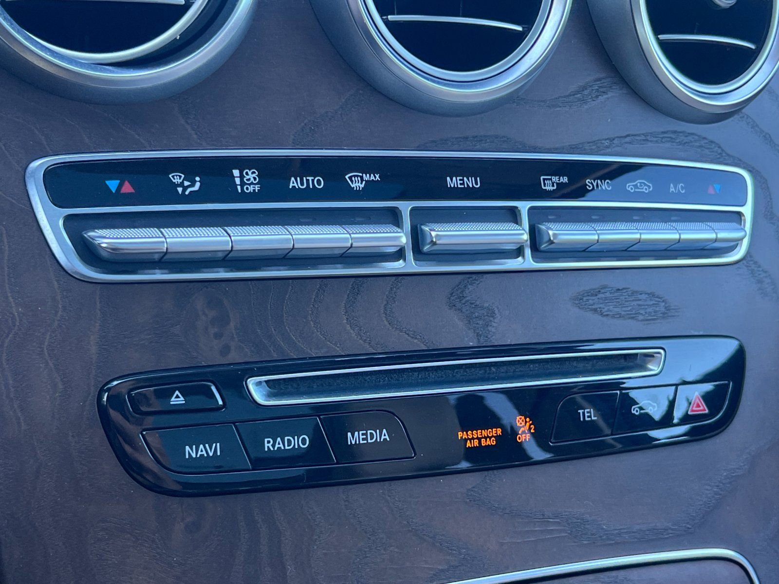 Used 2019 Mercedes-Benz GLC 300 image 20