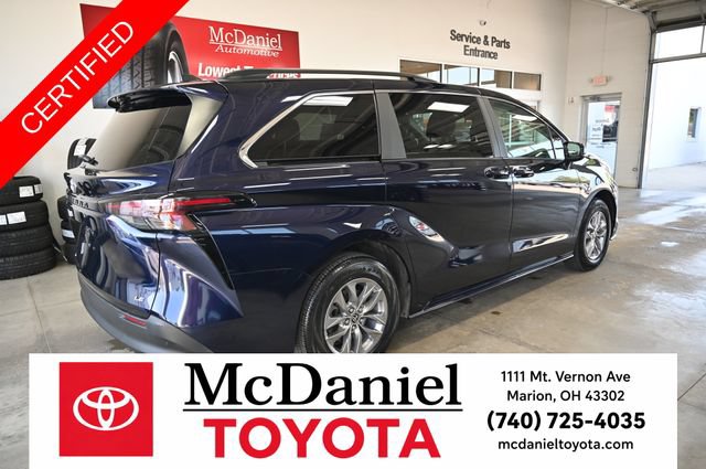 Certified 2025 Toyota Sienna LE AWD/4WD image 5
