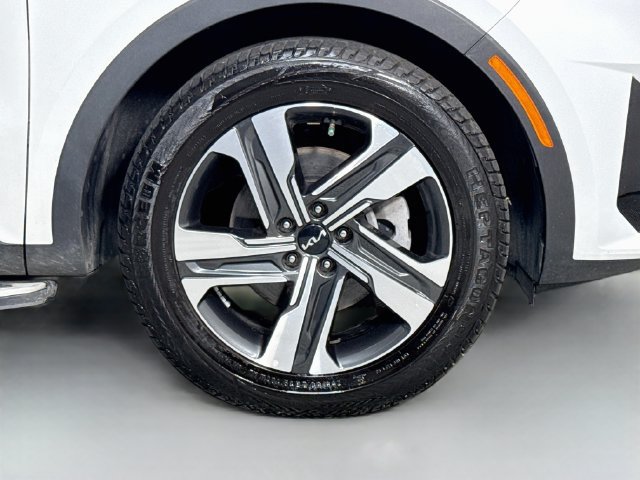 Used 2023 Kia Sorento SX Prestige w/ Panoramic Sunroof Package AWD/4WD image 31