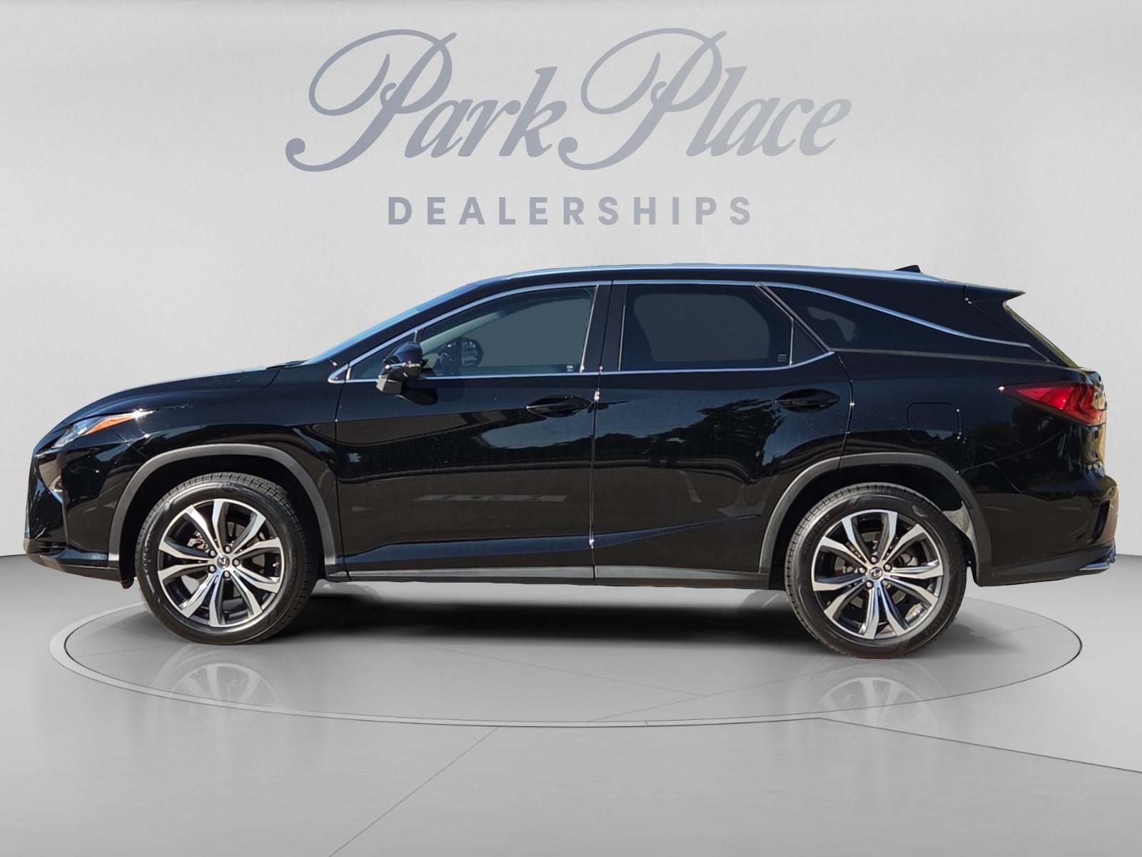 Used 2018 Lexus RX 350L FWD image 2