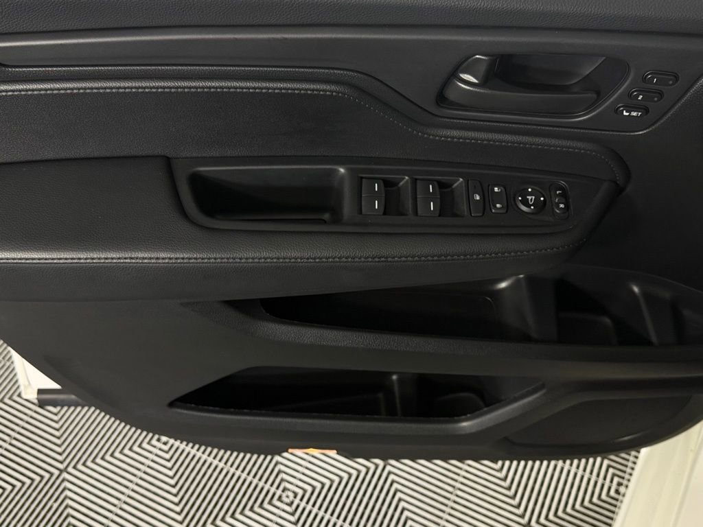 Used 2025 Honda Odyssey Sport-L image 25