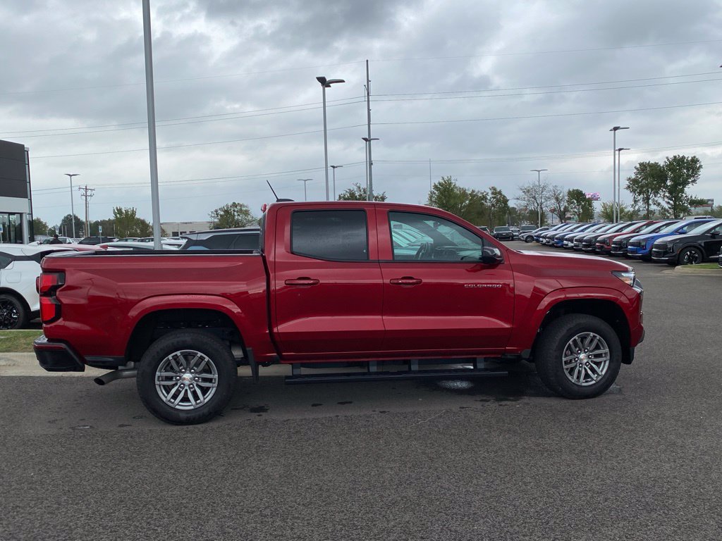 Used 2026 Chevrolet Colorado LT w/ LT Convenience Package RWD image 8