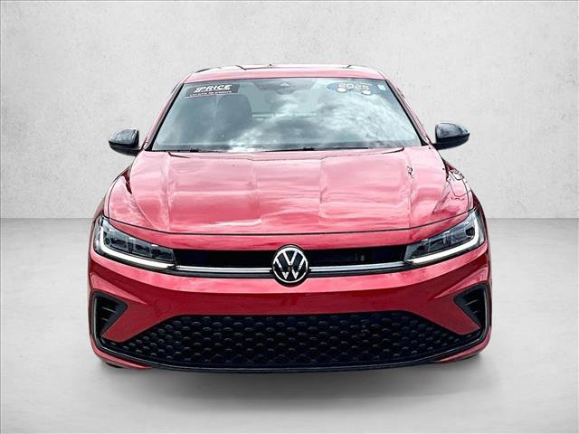 Used 2025 Volkswagen Jetta Sport FWD video 3
