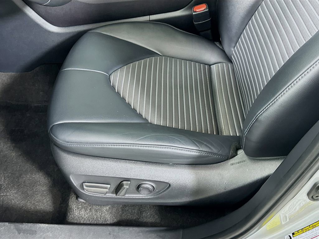 Used 2023 Toyota Highlander XSE image 20
