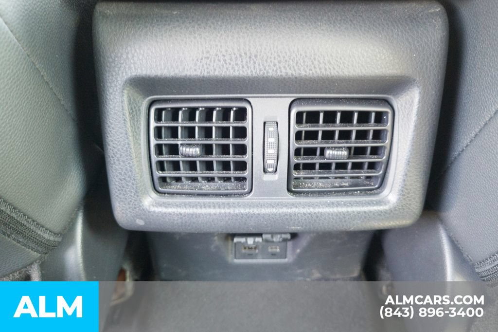 Used 2025 Toyota Camry SE FWD image 22