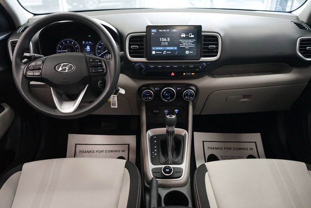 Used 2020 Hyundai Venue SEL image 35